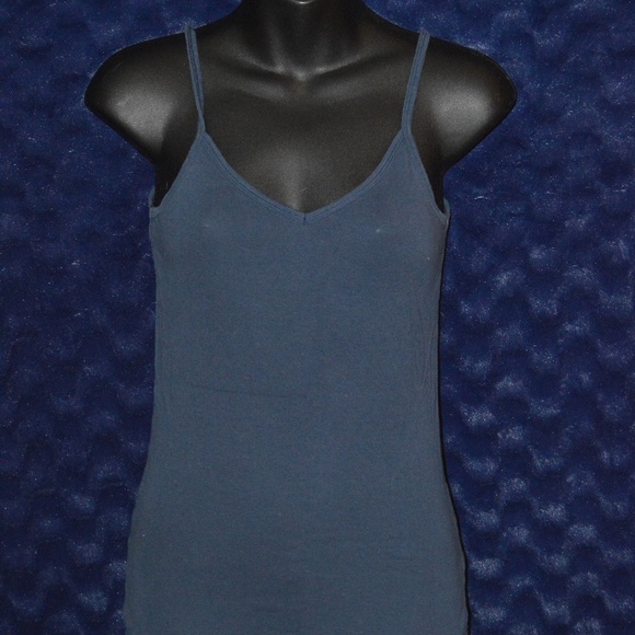 Old Navy Tops - V-Neck Jersey Camisole